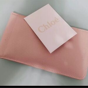 CHLOE SOFT PADDED PINK  MAGNETIC LEATHER SUNGLASSES CASE